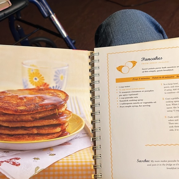 VINTAGE. BOOK - Picture 8 of 11